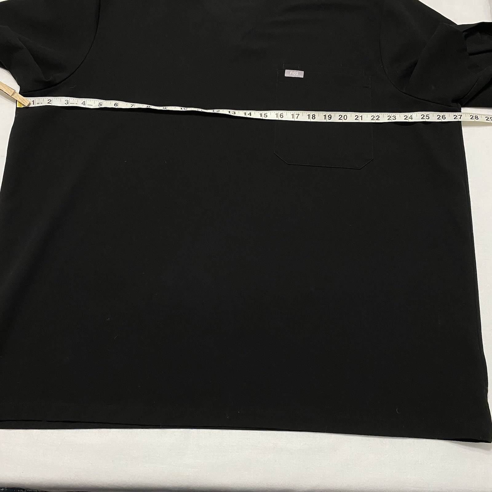 FIGS Technical Collection Black Solid Scrub Top M… - image 5