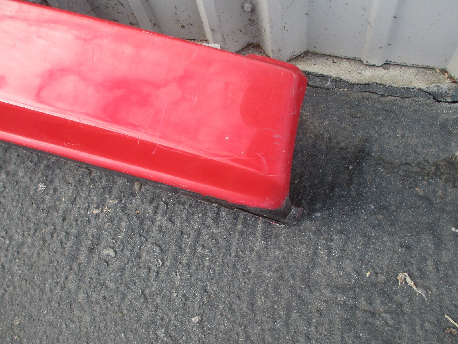 Lamborghini Diablo 98 OEM RH Rocker Panel / Side Member Panel 009410304