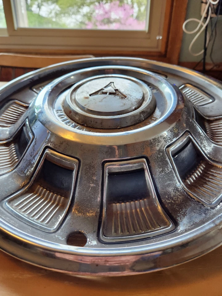 Dodge Division Polara 1969-1971 vintage, Mónaco, Coronet, tapacubos dardos Foto 3 de 4