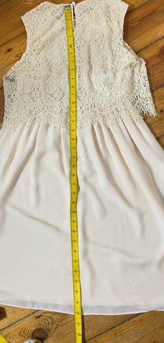 Benetton Cream Lace Dress Size XS - Picture 18 of 19