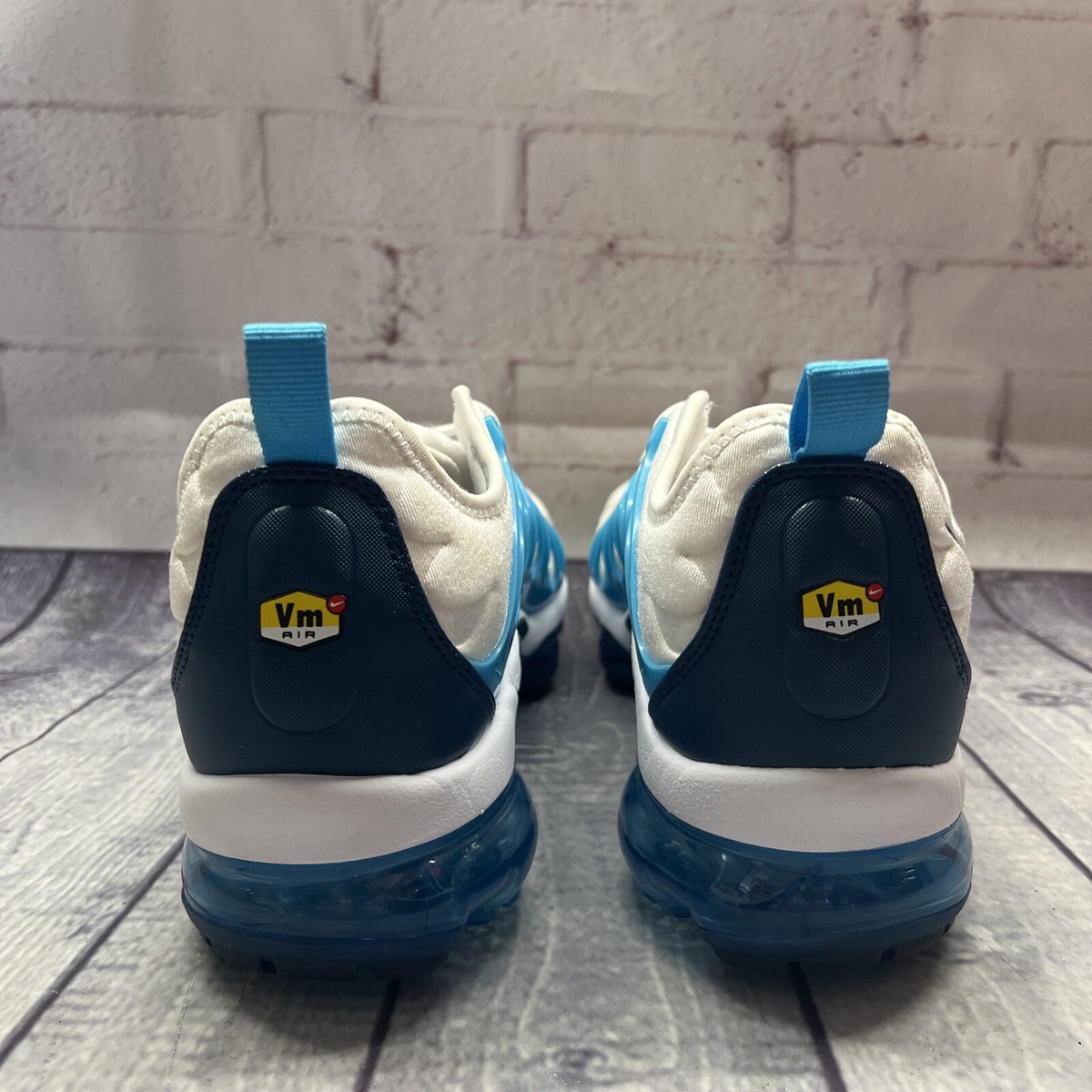 Nike Air VaporMax Plus White /Blue 924453-104 Men\'s Size 10.5 Air Bubbles Great! $_57.JPG?set_id=880000500F main image 3