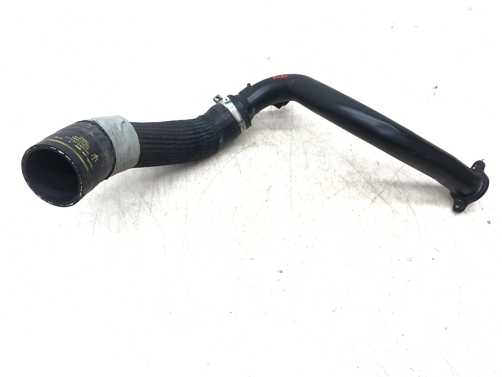 2017-2022 MASERATI LEVANTE 3.0L LEFT INTERCOOLER SLEEVE HOSE DUCT 670031966 OEM