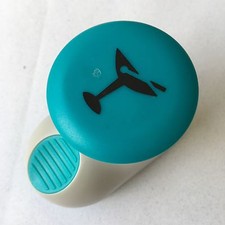 Tonic Studios Boot Easy-To-Use Punch - Martin...