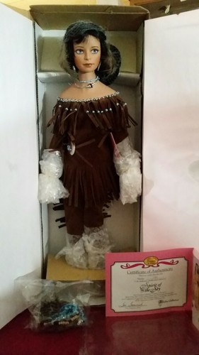 Paradise Galleries ~ Spirit of the Sky ~ Indianer 15-1/2 Zoll NRFB Puppe - Bild 9 von 12
