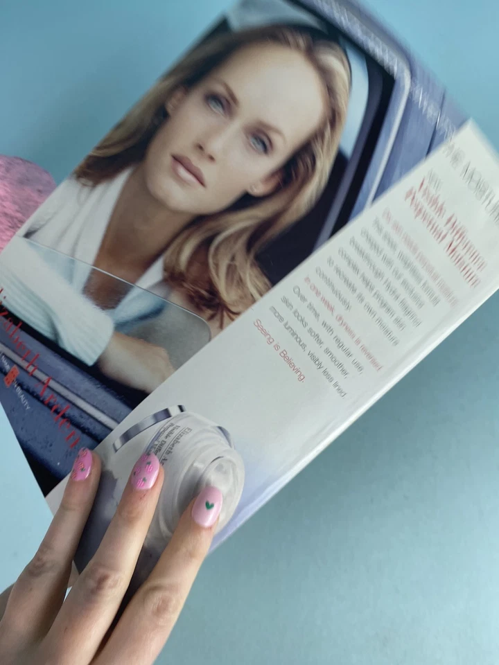 Vintage VICTORIA Magazine FEB 1998 Crafts, Home & Garden, Antiques, Fashion Foto 3 de 4