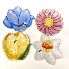 SET OF 4 Harry & David Hand Painted Ceramic Flower Bumblebee Serving Plates 8-9"