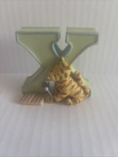 Michel Disney Classic Pooh Letter  X  Figurine Pooh And Extra Tigger