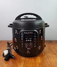 Instant Pot Duo 6 Qt Mickey Mouse Classic Electric Pressure Cooker 7-1 Disney