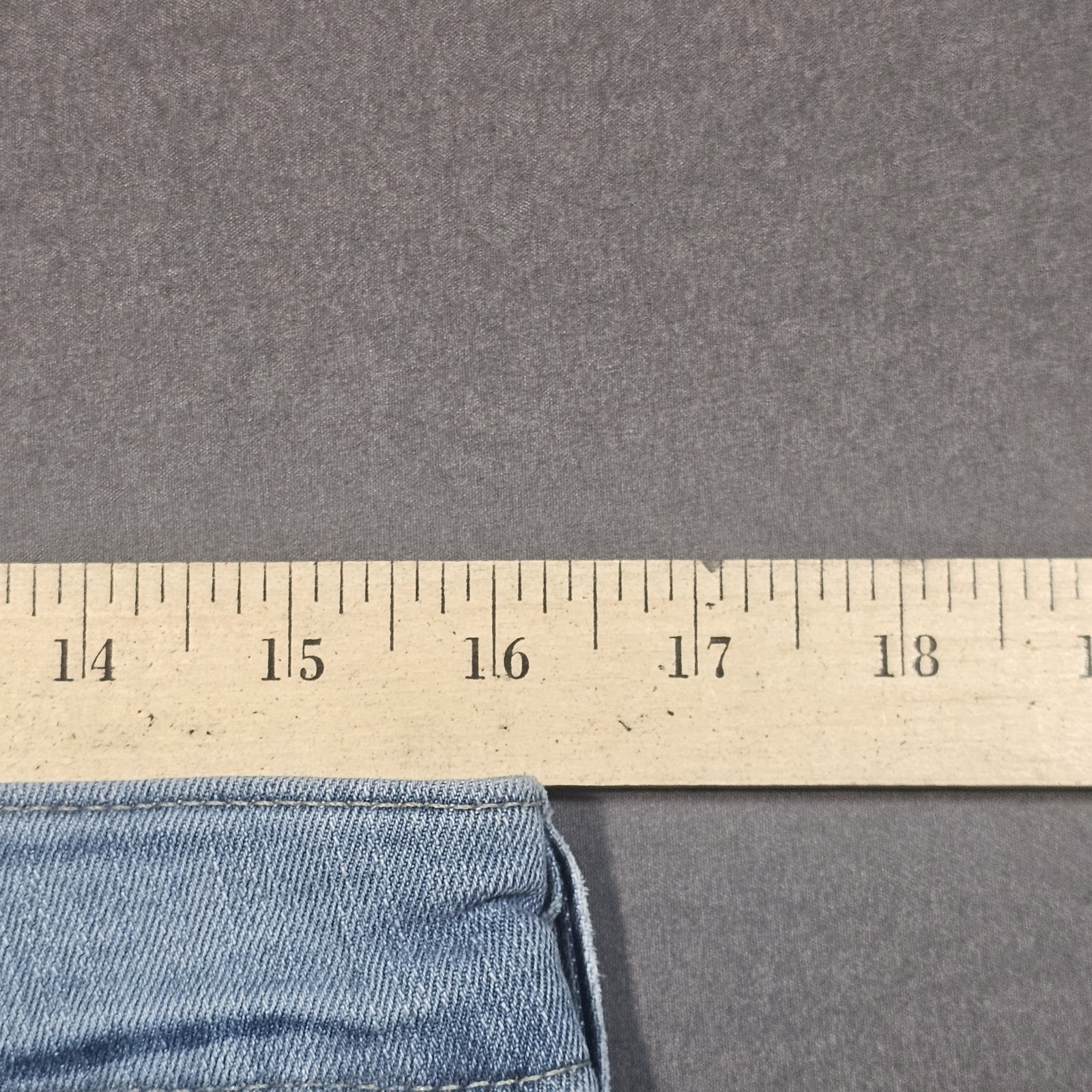 Signature Levi Strauss Womens Mid Rise Skinny Denim Blue Jeans 12S W31 L28 thumbnail 10