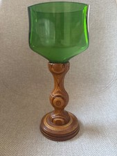 Verkaufe Grüne Glasvase Kelch mit Holzfuß Vintage 