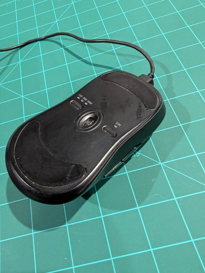 Zowie S2 Gaming Mouse – Used – No Box – Great Condition - Image 3 of 4