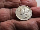 1923 Mercury Silver Dime~ Sharp High Grade~ XF+/AU~ Partial Split Bands!