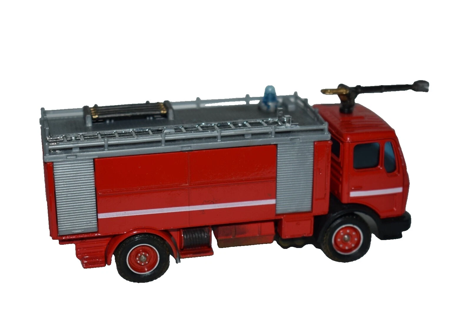 Vehículos camiones Mercedes-Benz Solido