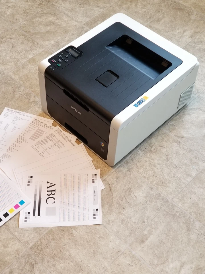 Brother HL-3170CDW Workgroup LED Printer FULLY FUNCTIONAL VERY CLEAN SEE PICTURE - Image 2 of 4