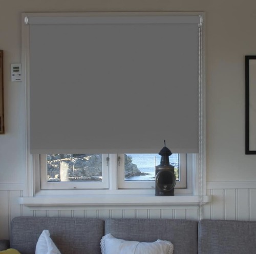 BLACKOUT ROLLER BLINDS 183x102 can be cut to size THERMAL - Picture 2 of 11