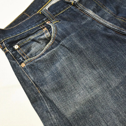 EVISU Lot 2000 No.2 MADE IN JAPAN Selvedge 14.5oz Jeans EVISU Lot 2000 No.2 MADE IN JAPAN Selvedge 14.5oz Jeans