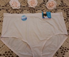 VANITY FAIR 13163 Comfort Counts /No Ride Up Panties Quartz Brief 10/3XL