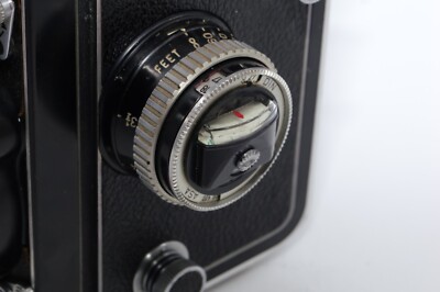 Rolleiflex 2.8 E2 6x6cm TLR Film Camera. Xenotar 80mm f2.8 lens