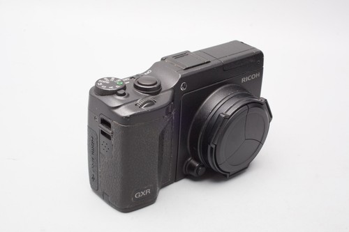 Ricoh GXR S10 Digital Compact Camera w/ Ricoh 5.1-15.3mm f2.5-4.4 VC Lens * JP - Picture 5 of 11