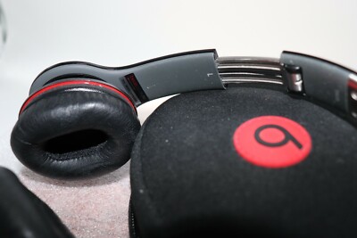 Beats By Dr. Dre Solo HD Monster Black/Red 2 Cords and Soft Case