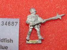 Games Workshop Citadel C26 Men at Arms Fighter Billman with Halberd Bretonnian 