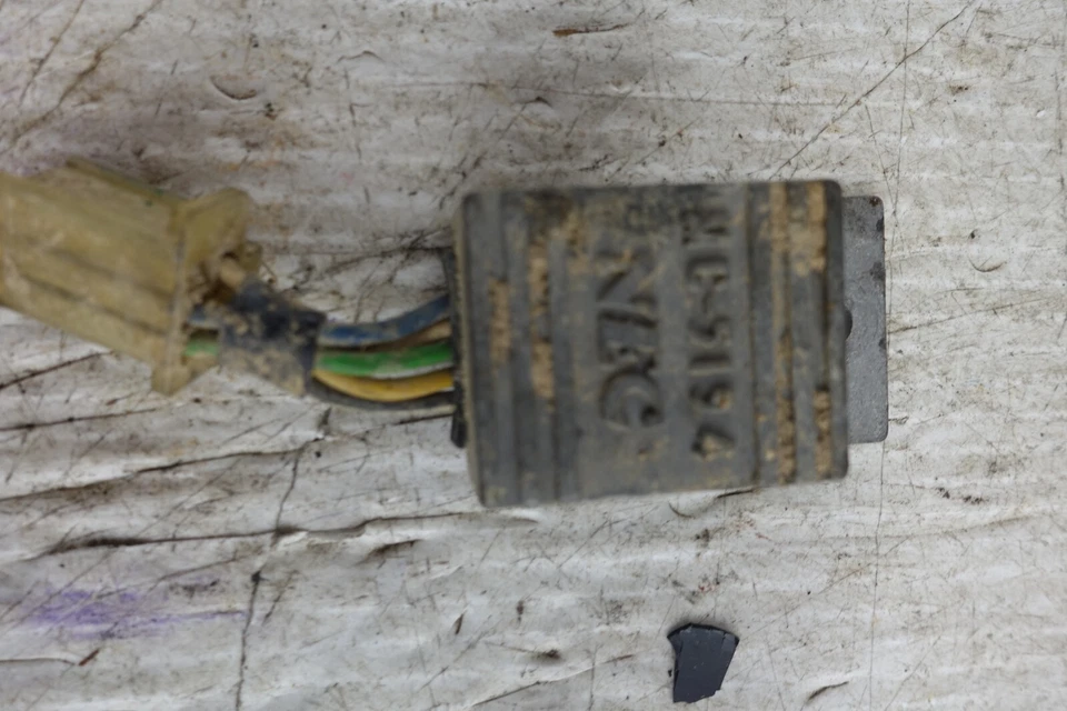 Honda Silver Wing 500 GL 500 1982 OEM encendedor de encendido chispa MC-5194 Foto 3 de 4