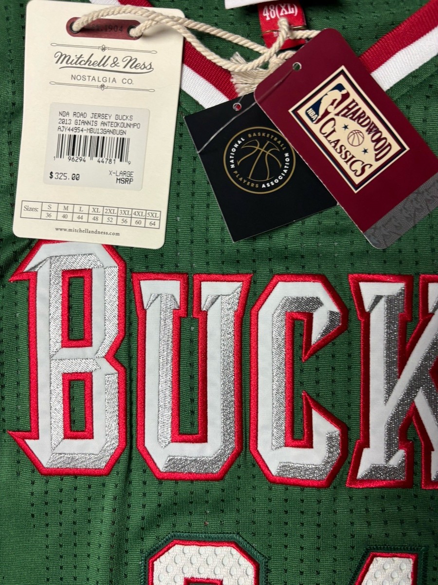 MITCHELL & NESS AUTHENTIC MILWAUKEE BUCKS XL $325 GIANNIS