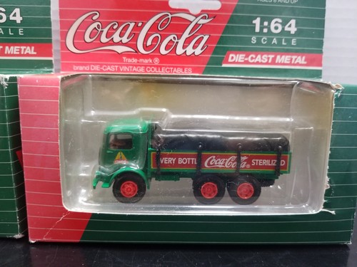 Vtg LOT (4) 1967 1991 COCA COLA DIECAST 1:64 TRUCKS PETERBILT 260 MACK MODEL CJ - Picture 4 of 13