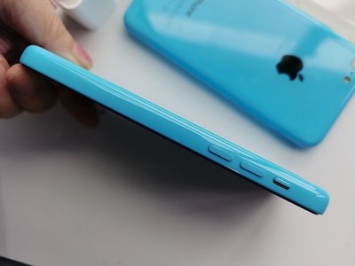 Original Apple iPhone 5c (Unlocked) NEW BATTERY - 8 GB / 16 GB
