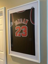 Michael Jordan Signed Framed Bulls Jersey Beckett Witness Auto Display