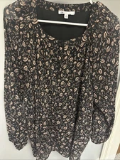 Plus Size (1X) Dr2 Long Sleeve Blouse Black Print