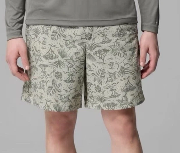 Columbia PFG Super Backcast II Water Shorts Men XL Marlin Chase Fish Print
Opens in a new window or