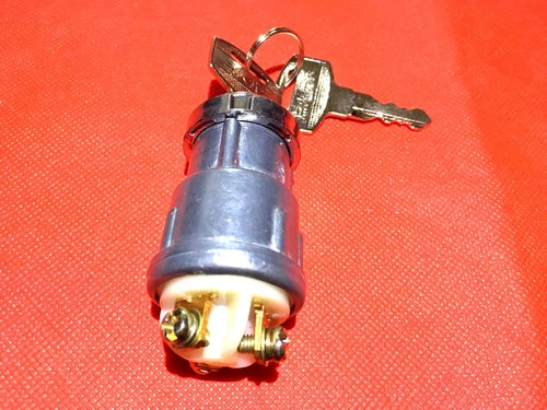 INTERRUPTOR LLAVE MANCO AMERICAN SPORTWORKS CARBURO ZIRCÓN HÉLICE 150CC ENCENDIDO KART - Imagen 2 de 2