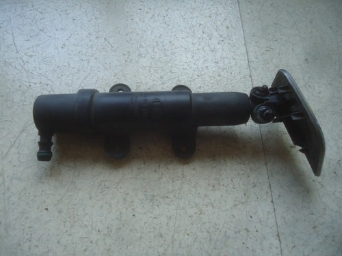 Skoda Superb MK2 3T4 Scheinwerferreinigung 3U0955979 Spritzdüse Waschdüse Blende