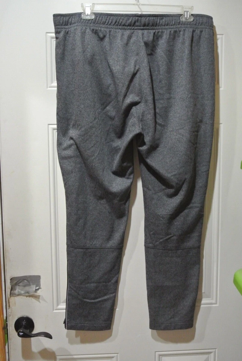 Women's athletic pants shop with zipper pockets