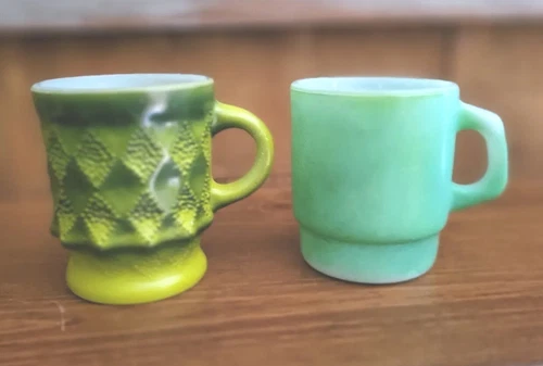 Vtg Fire King Kimberly Diamond & Green Milk Glass Anchor Hocking  Mugs Lot Of 2