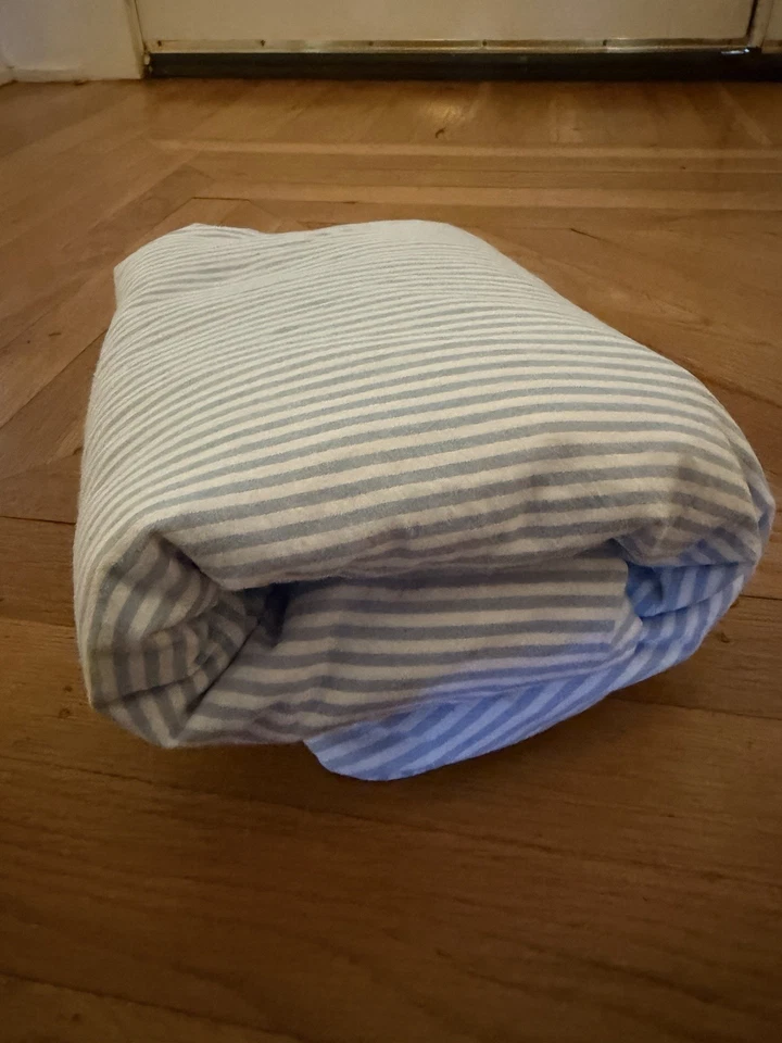 Funda nórdica Pottery Barn Kids azul a rayas doble. Talla Foto 2 de 4