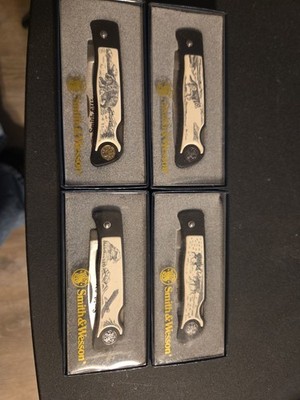 SMITH & WESSON SCRIMSHAW USA   Set Of Four Wildlife SCENE POCKET KNIFE VTG