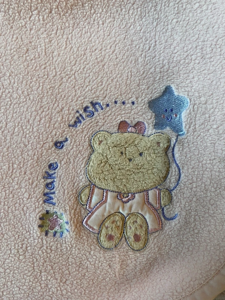 Oso de peluche Just Born Make A Wish rosa manta bebé borde estrellas polar Foto 2 de 4