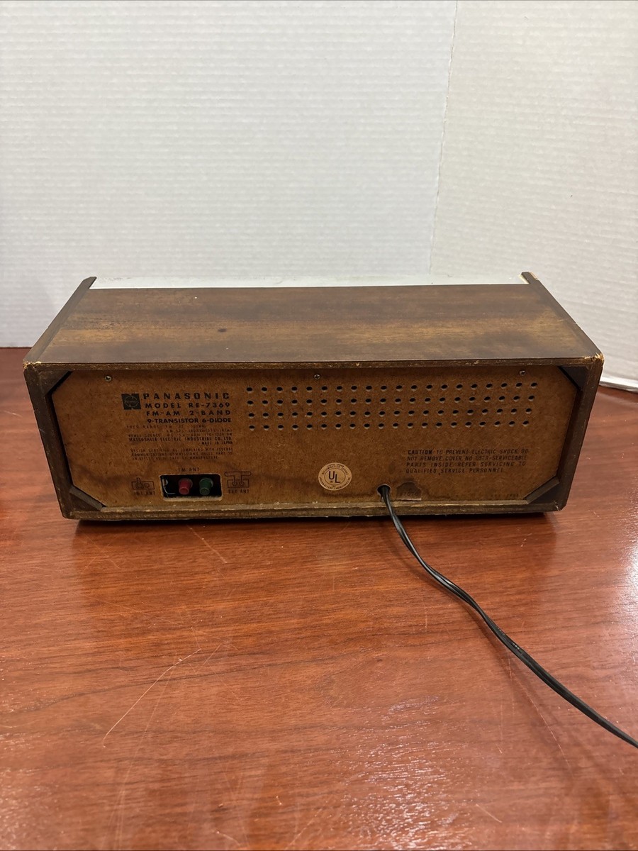 Vintage Panasonic RE-7369 FM-AM Radio Solid State 1970s Wood Case