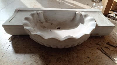 Außenwaschbecken Aus Marmor Mit Muschel