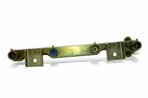 For Nissan Primera P11 1.8 Petrol FUEL RAIL Einspritzleiste Verteilerrohr