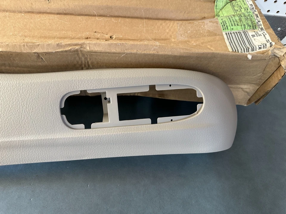 Ford OEM NOS 3W4Z-5462186-AAB Asiento de pasajero Tapicería Espresso 2003-2004 Lincoln LS Foto 3 de 4