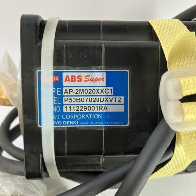 SANYO P50B07020DXVT2 Servo Motor It was kept in the factory as a spare part.