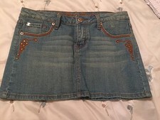Zana Di ZD Ladies Decorated Distressed Blue Denim Skirt Size 9