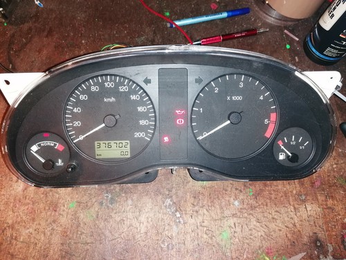 8201 Tacho Kombiinstrument Ford Galaxy WGR 1,9 TDi 95VW10849DL 376702 km