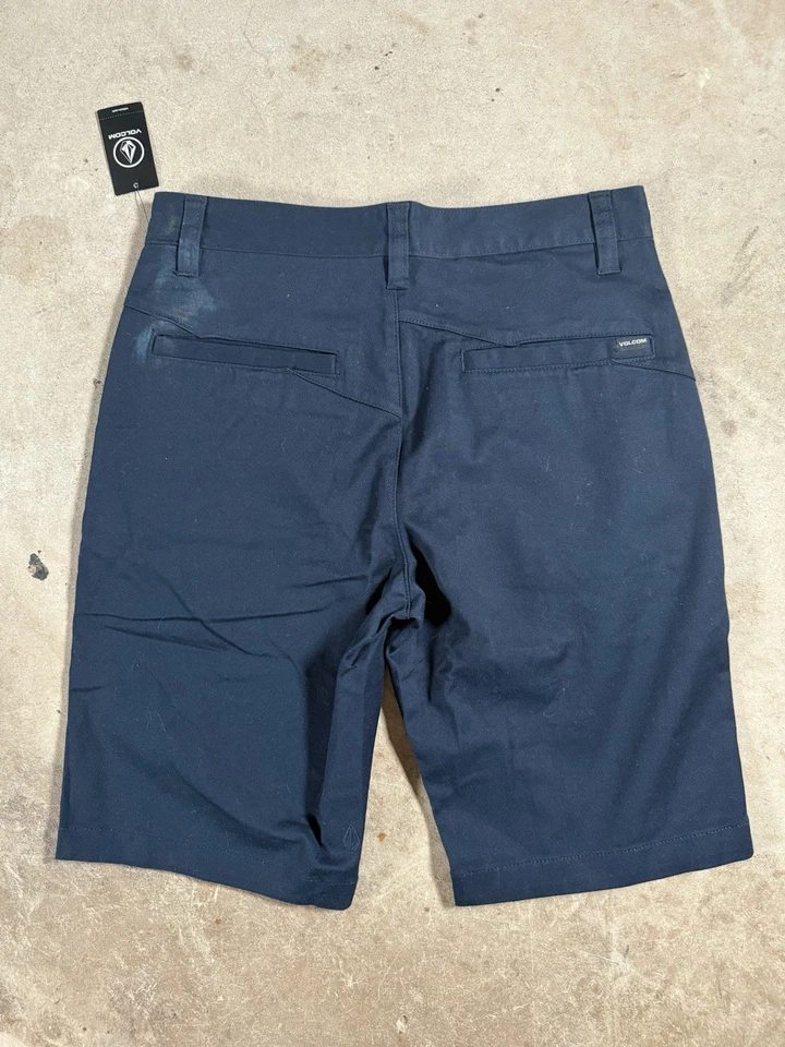 VOLCOM Dark Navy Blue Vmonty Stretch Knit Chino Shorts – Size 30 – NWT - Image 3 of 4