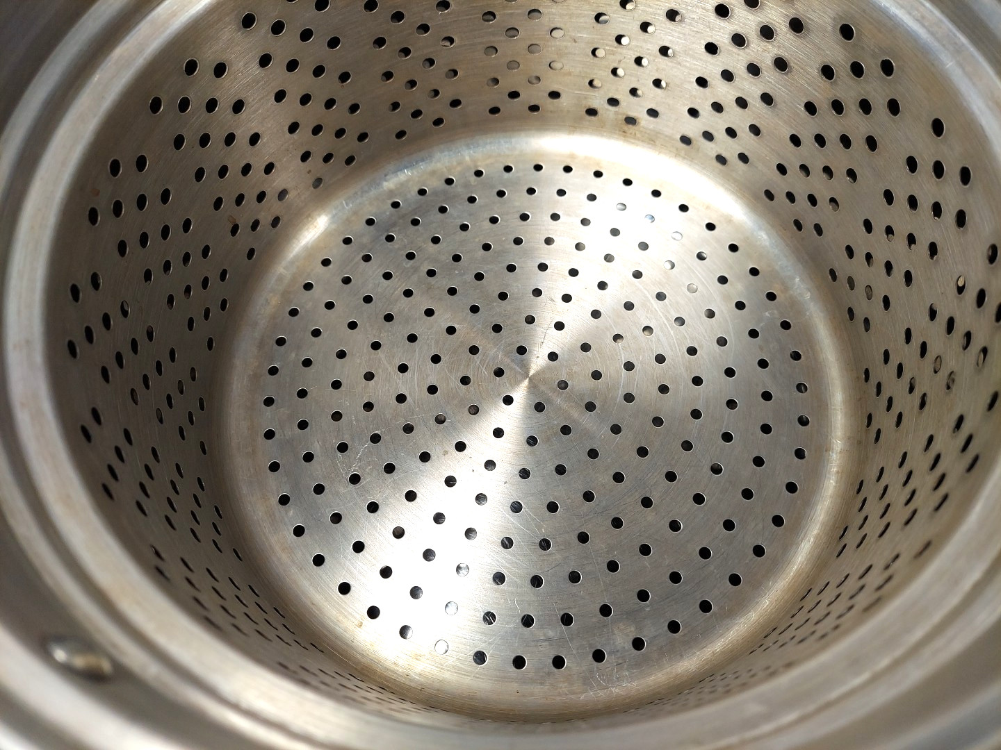 Fagor 7 Qt SS Stock Pot Gas Electric Vitro-Induction w/ Lid & Pasta Strainer