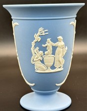 ⚜️ Wedgwood Vase England blaue Jasperware Pâte sur Pâte ausführung 13 cm hoch ⚜️