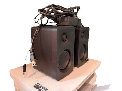 Kanto ORA Powered Speakers (matte black)